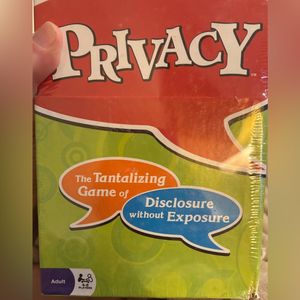 NWT Privacy Adult Game 4-8 players